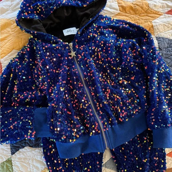 Lola + The Boys Sparkling Blue Sequin Set - Picture 1 of 4